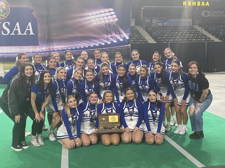 WRHS Cheer Squad and Dancin Blues compete at State